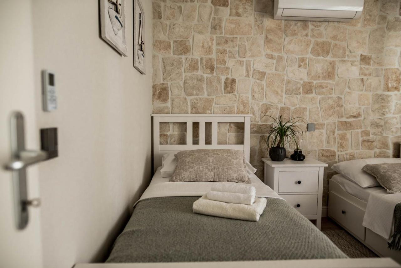 La Familia, Zadar, Vinjerac Villa Luaran gambar